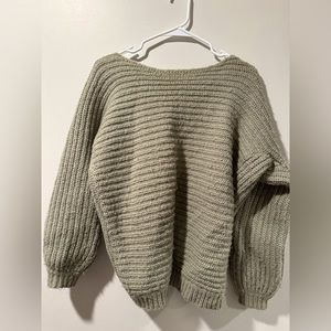 Oversized grey sweater.